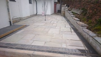 Tunnel Garden Services